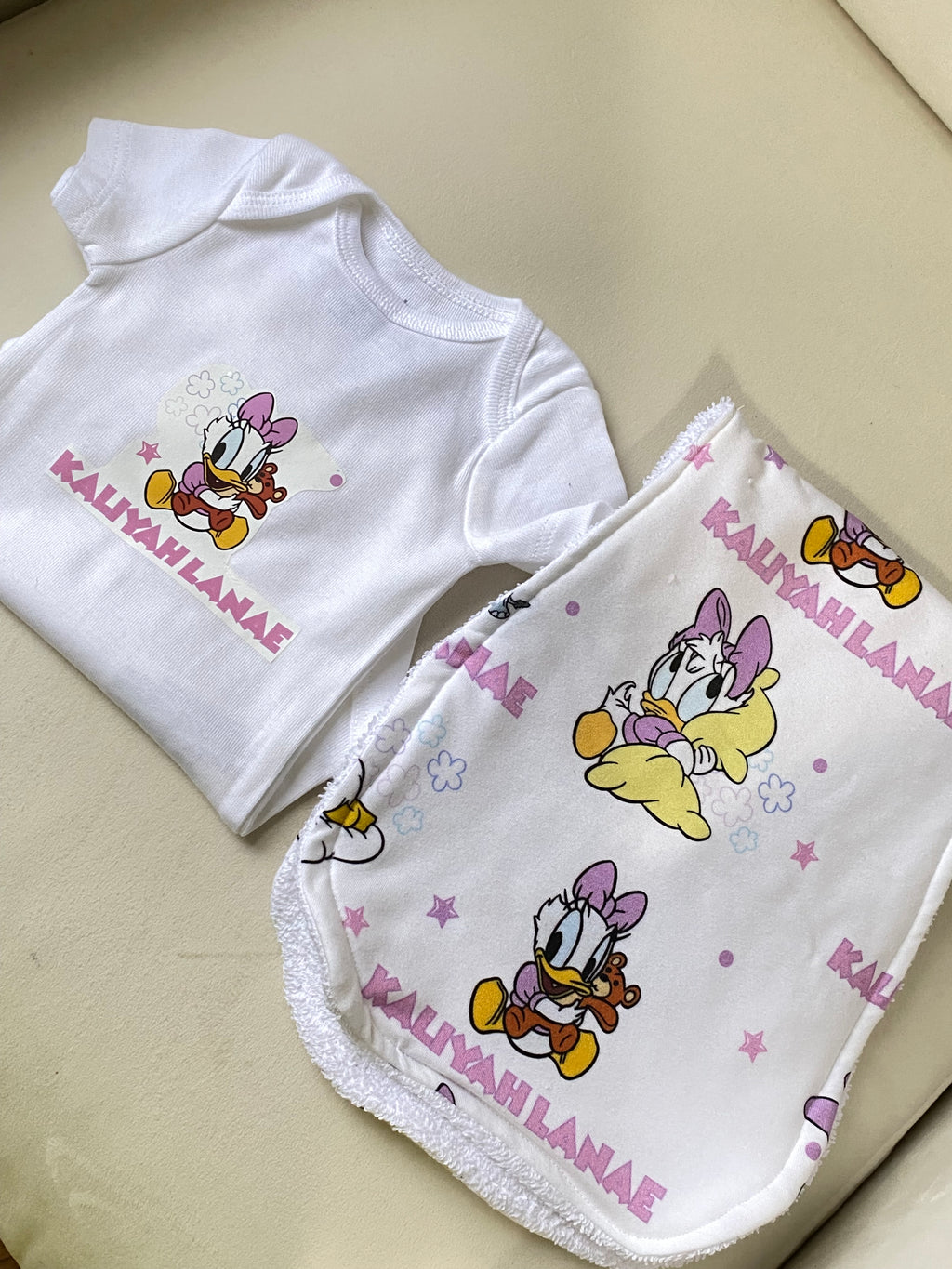 Baby Daisy Duck Blanket Set