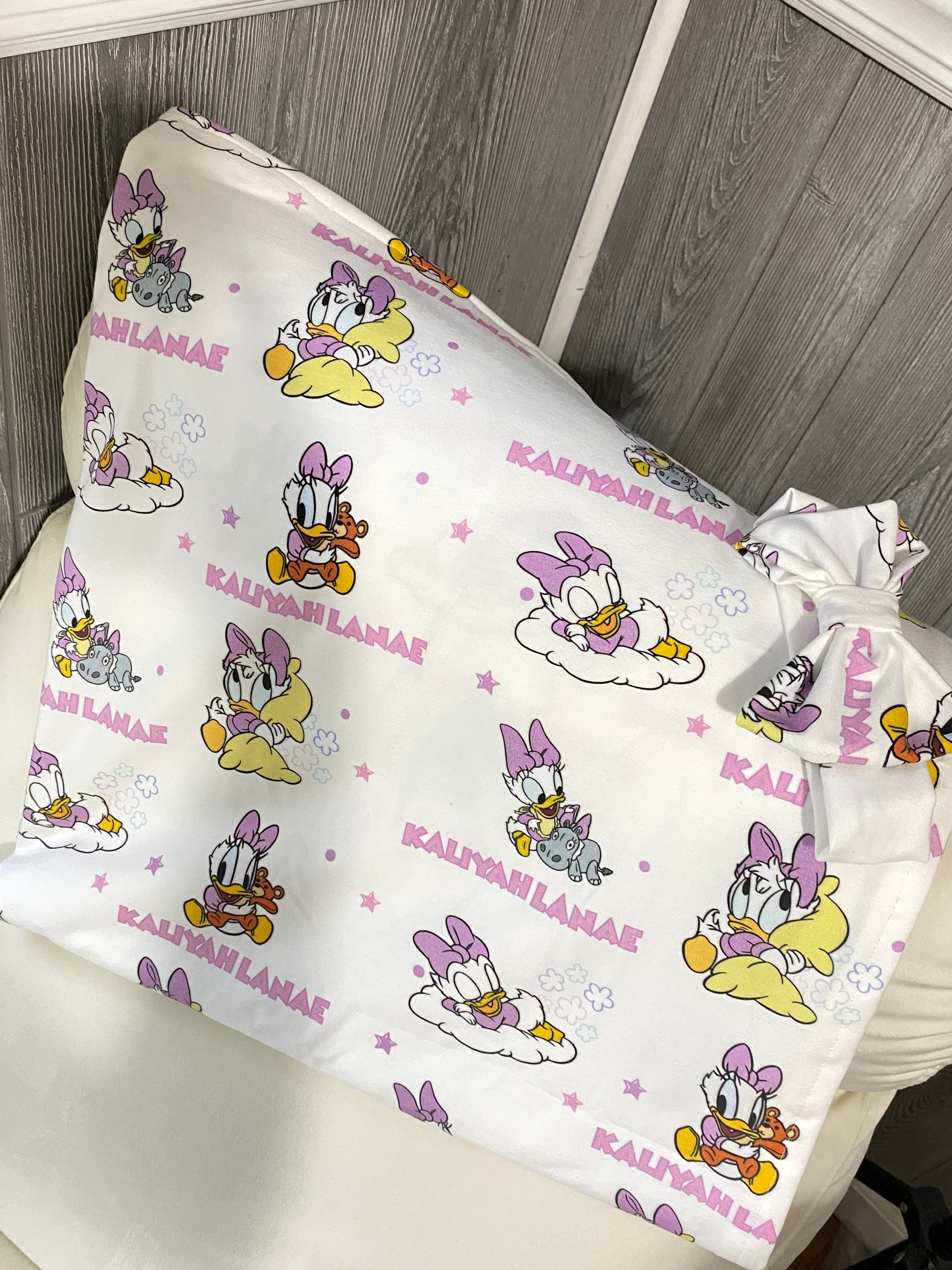 Baby Daisy Duck Personalized Baby Blanket & Headband Set – Custom Newborn Announcement Gift